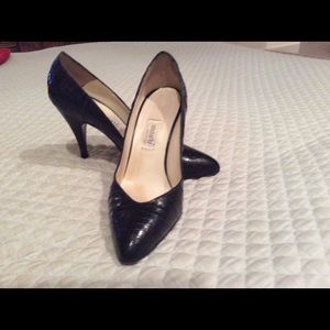 Authentic baby alligator high heel  pumps